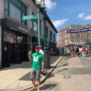 Meet your Posher, Art